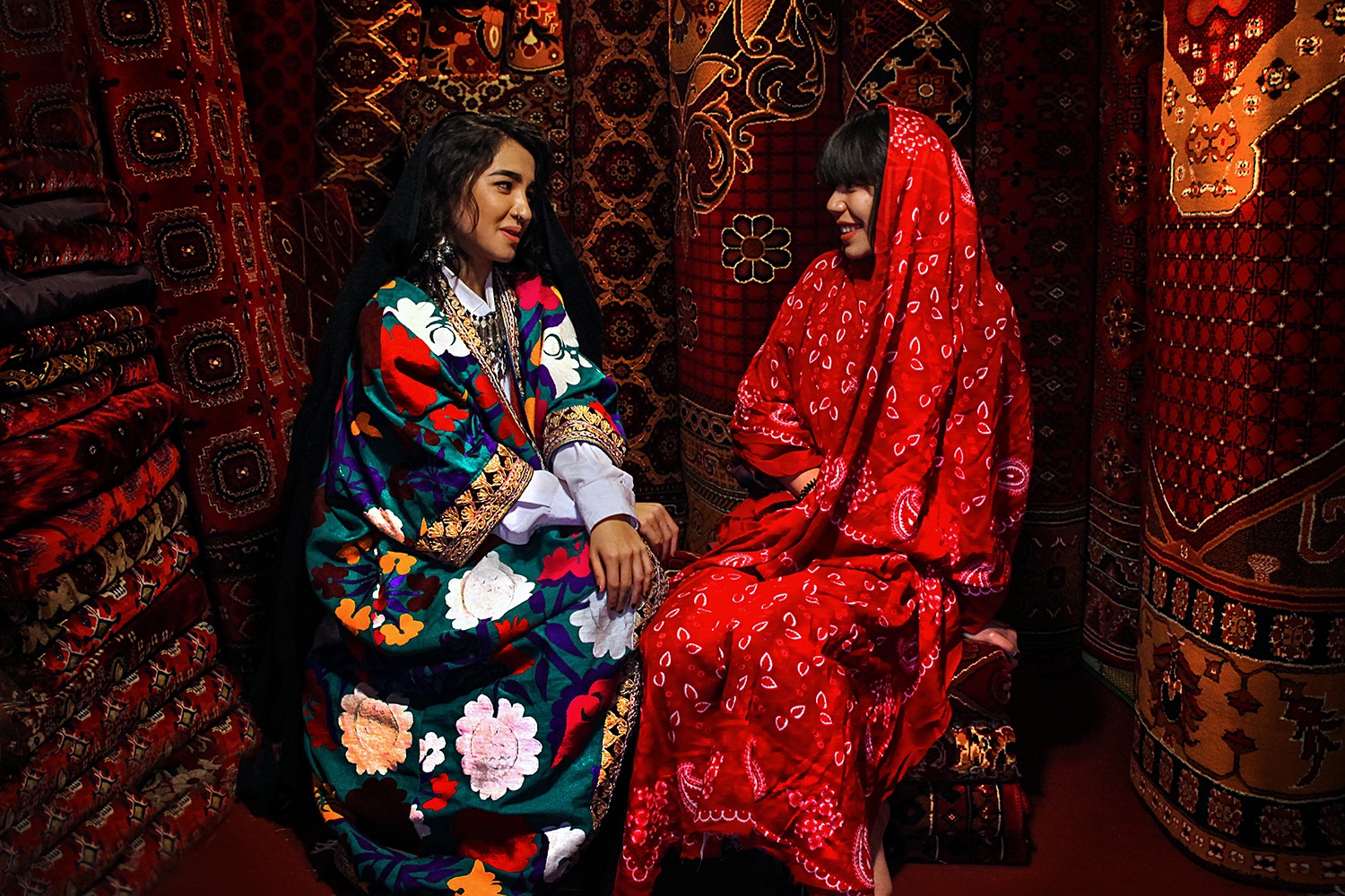 “Beauty amid War” in Afghanistan by Fatimah Hossaini